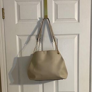 Elegant Cream Shoulder Bag